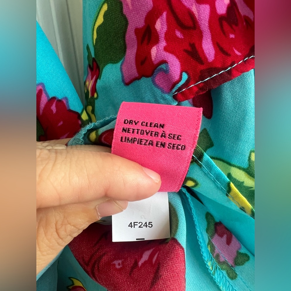 Betsey Johnson Dolman Sleeve Rose Floral - Picture 5 of 5